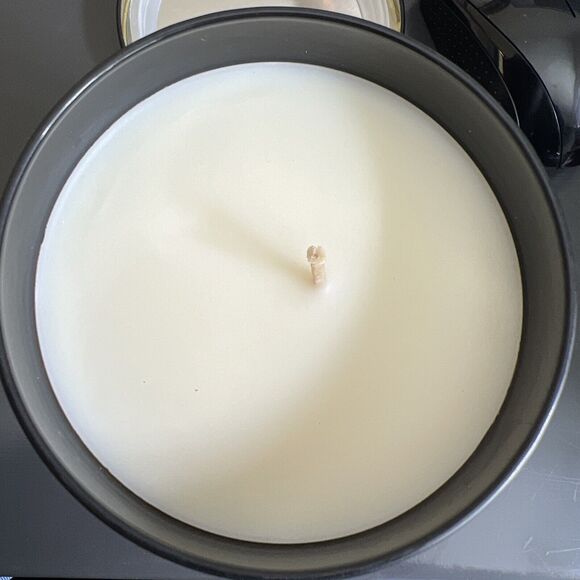 Manly Indulgence SUIT and TIE Scented Candle 16.5 oz New - Picture 4 of 4